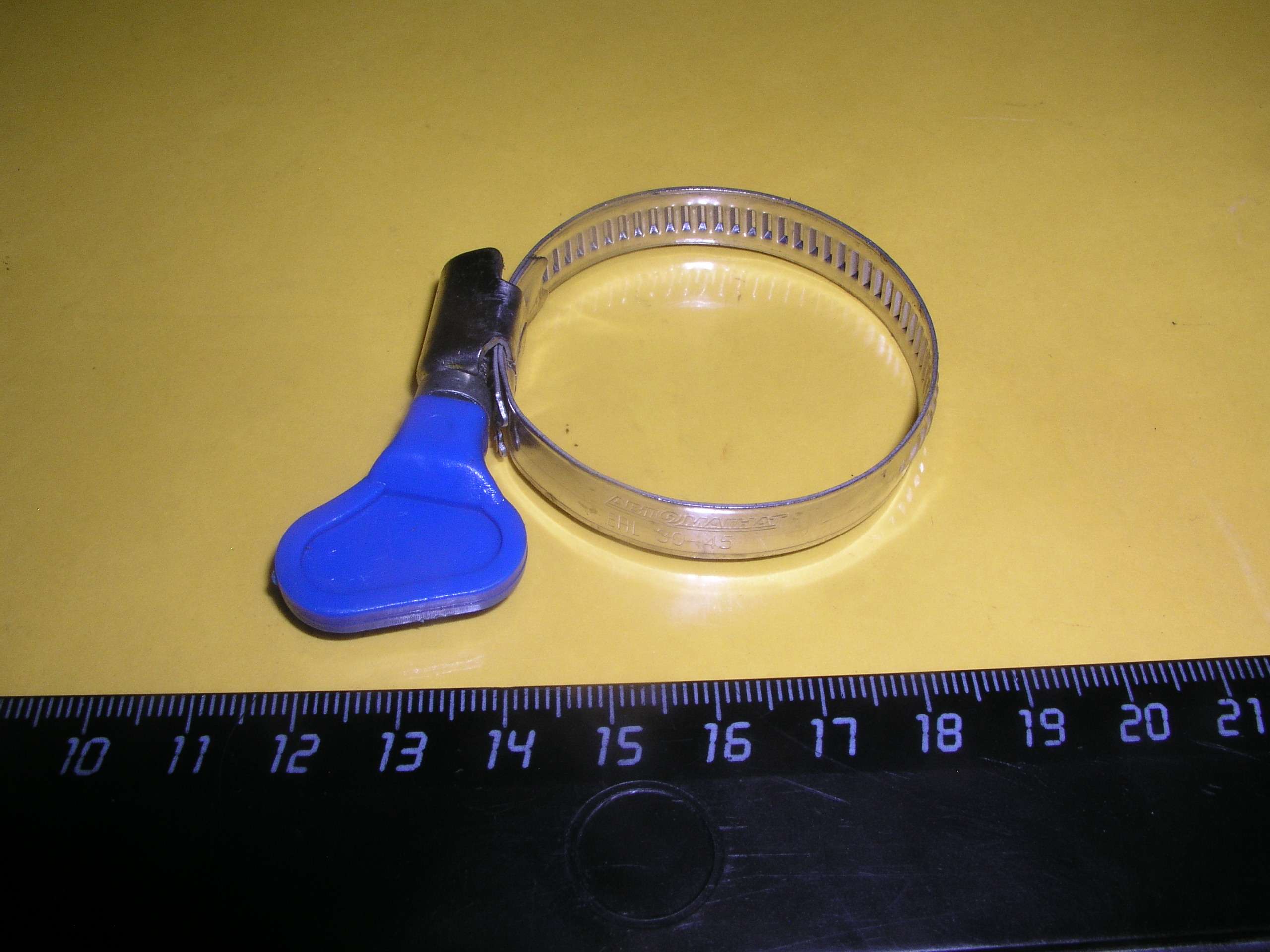 Хомут форма ключа 30-45 мм ширина 9 мм
