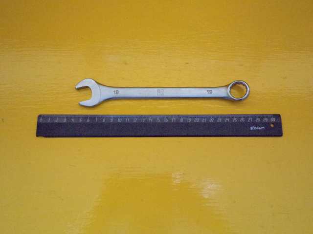 Ключ комбинированный 19х19, Камышинский завод слесарно-монтажного инструмента